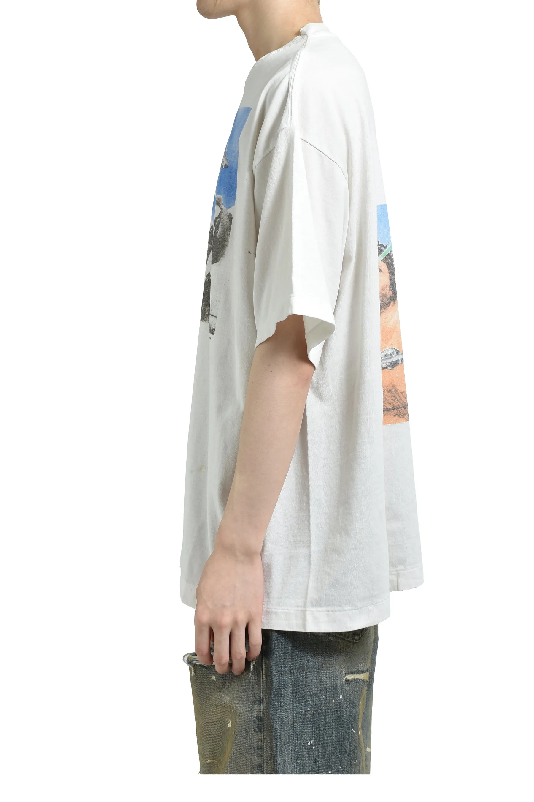 SAINT Mxxxxxx × Sean Wotherspoon SW_SS TEE/KIKI/WHT Alien Crisis/Alien President Mountain TEE Off-White S-XL Super Handsome Co-branded Alien Print Design Correct Version Customized SW Co-branded Accessories Cylindrical Seamless High Weight Fabric Enzyme Heavy Wash Water Distress Handmade Garment Graffiti Splashing Ink
